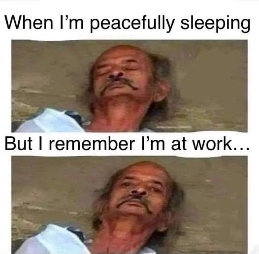 When you’re peacefully sleeping, then remember you’re at work… Why is this the story of my life? 😂 #Monday #SleepFail.