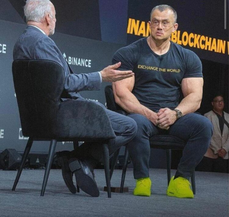 When you trade crypto once and suddenly feel like you can exchange the world. "Exchange the World" #Binance #gymbro #meme.