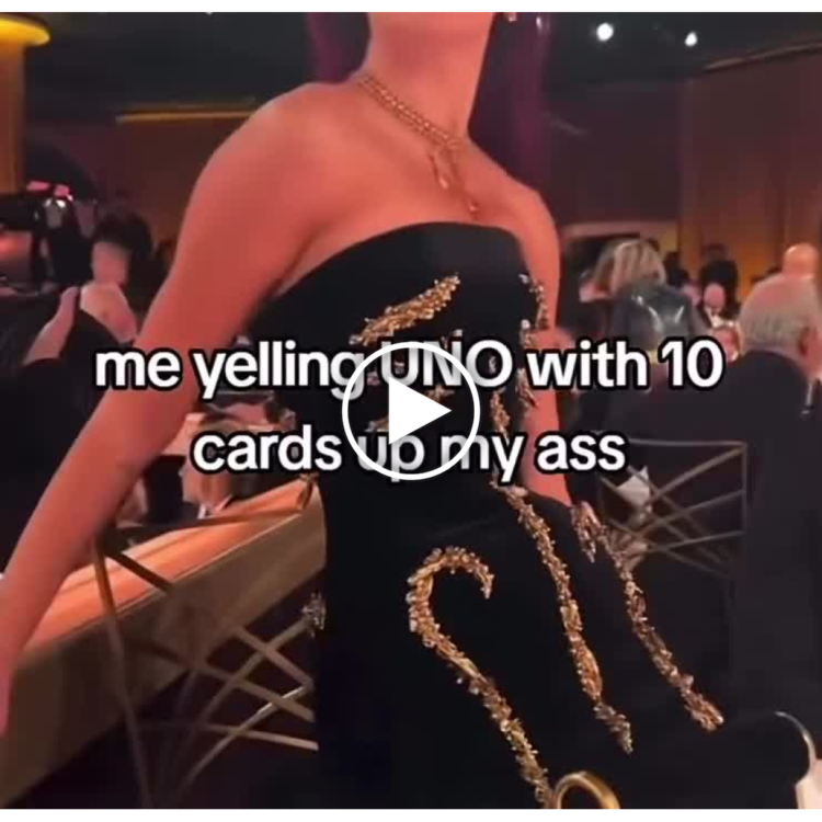 You know that moment when you yell UNO with 10 cards jammed up your ass? Mood. #Uno #Meme #GameNight.