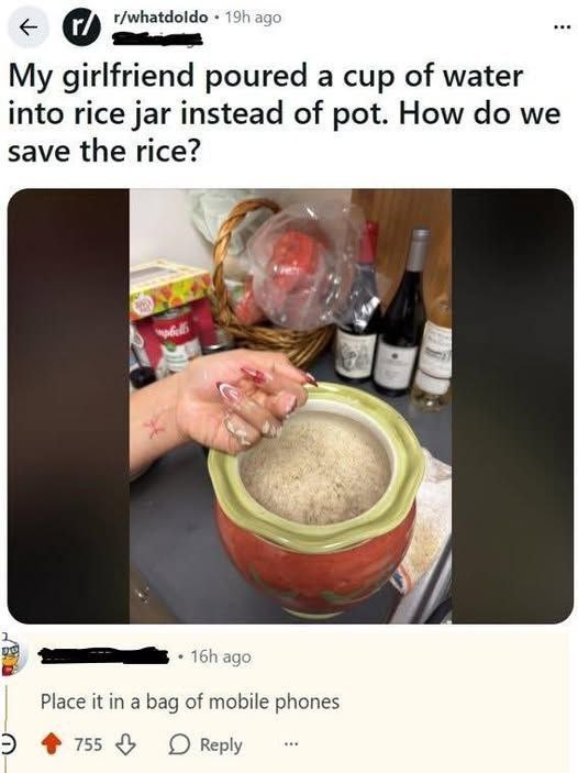 You ever pour water in the rice jar & immediately regret life choices? Reddit says HELP. #Oops #KitchenFails #HelpMe.
