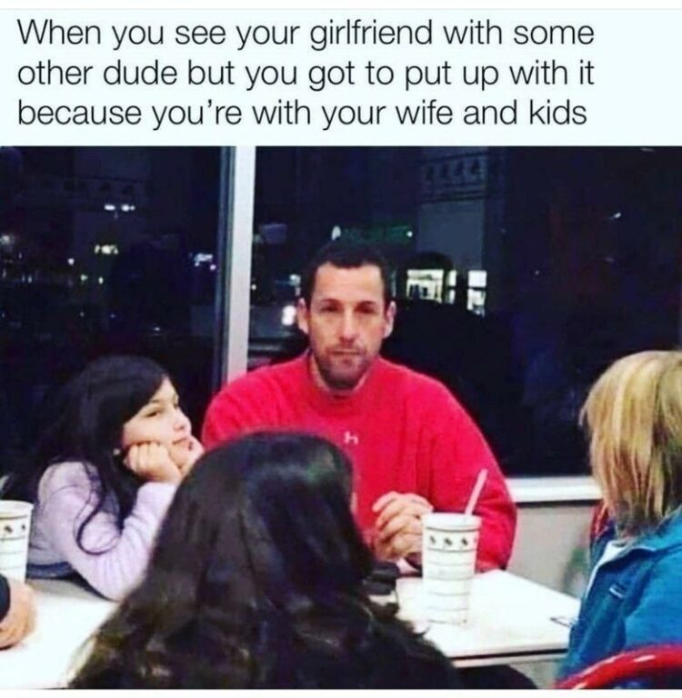 When you see your girlfriend at the restaurant while you’re out with your wife & kids. Ain’t life wild? 😂 #awkward #doublelife.