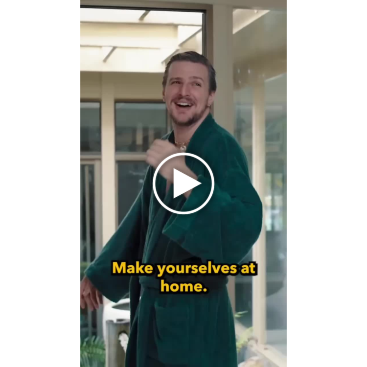 You walk into your friend's house for the first time and they hit you with “Make yourselves at home.” Time to raid the fridge. #mood.